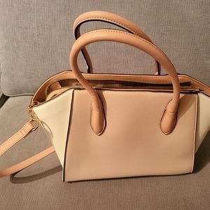 Nine West Pink and White Leather Purse New With Tags